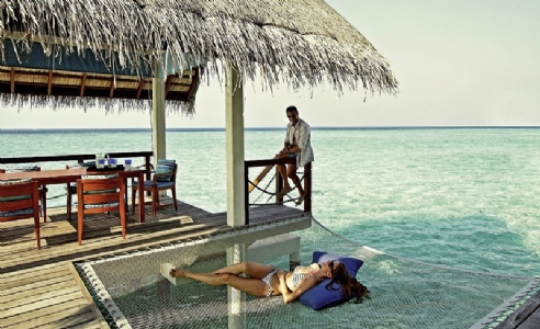 Four Seasons Resort Maldives at Landaa Giraavaru ******