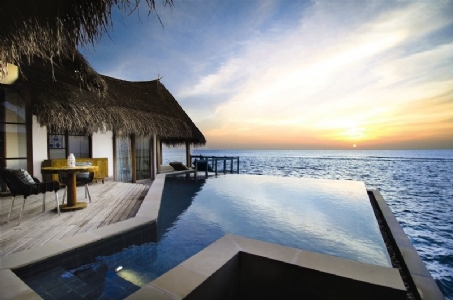 Jumeirah Vittaveli ******