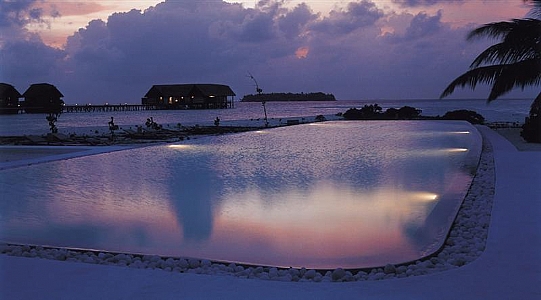 Cocoa Island Resort & Makanufushi *****