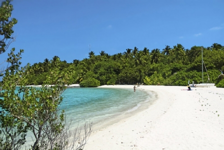 Makunudu Island *****