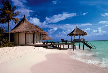 Banyan Tree Maldives Vabbinfaru ******+