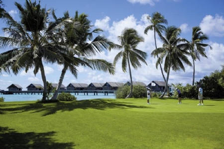 Shangri-La's Villingili Resort*****+