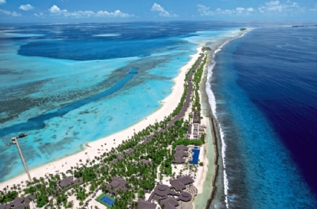 Atmosphere Kanifushi Beach & Spa *****