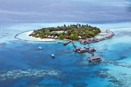 Gangehi Island Resort ****