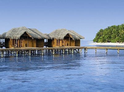 Fihalhohi Island Resort ***+