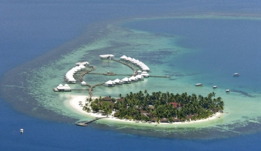 Diamonds Athuruga Island Resort ****+