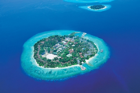 Bandos Island Resort & Spa ****+